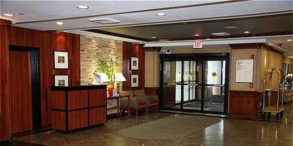 Crowne Plaza Newark International Airport NY