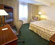 Hotel LaGuardia Airport Executive Room